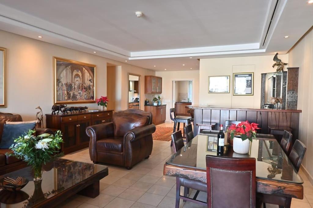 Luxurious In Waterfront Cape Town